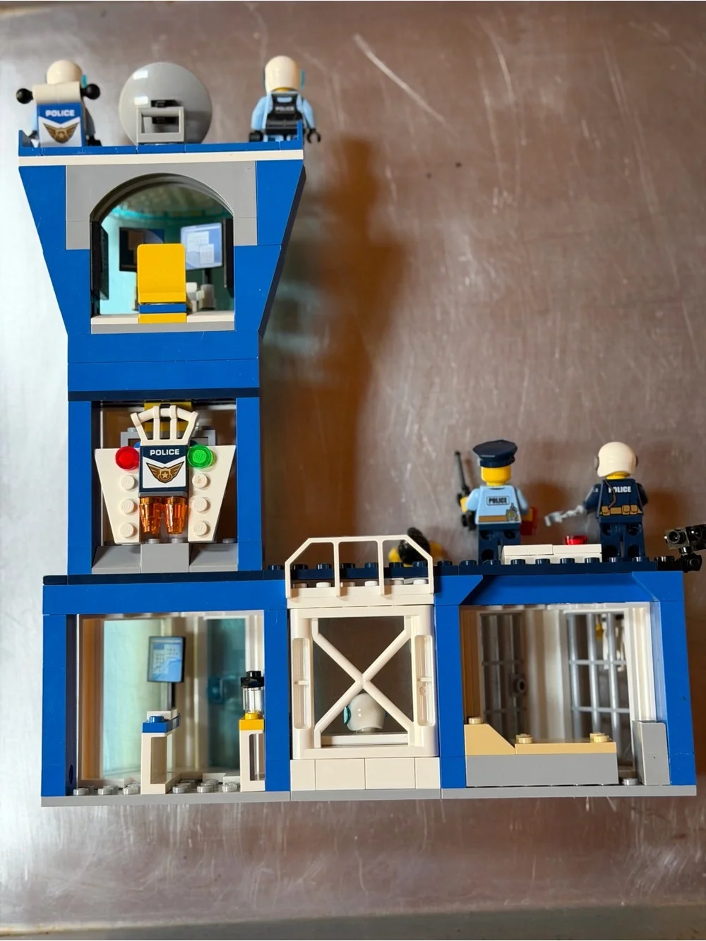 Lego City 60210 Sky Police Air Base 98% Complete. Read description